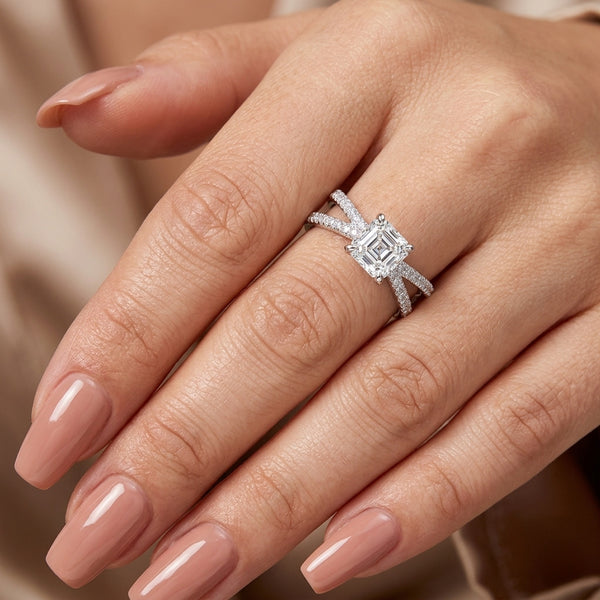 Radiant Elegance Moissanite Diamond Ring