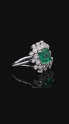 Emerald Halo Brilliance Ring – Precision-Cut Diamond Elegance